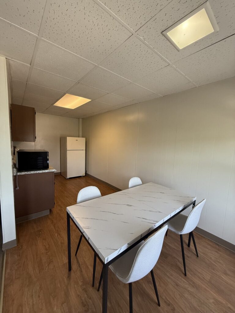 1108 E Genesee St Apt 408 photo 10