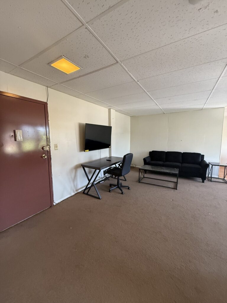 1108 E Genesee St Apt 408 photo 17