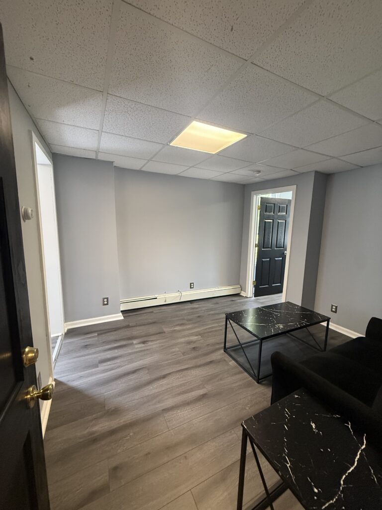 430 Columbus Ave Apt 4 photo 4