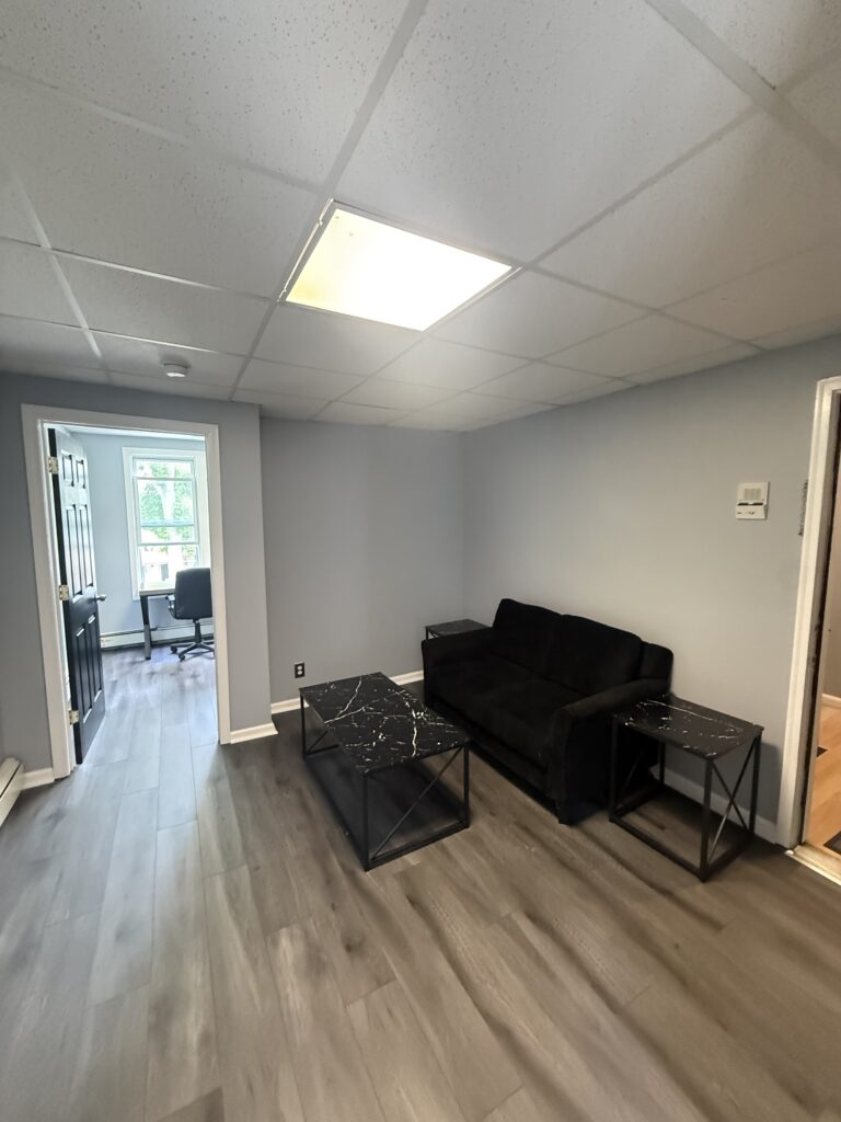 430 Columbus Ave Apt 4 photo 5