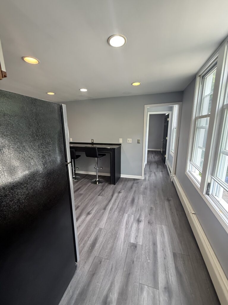 430 Columbus Ave Apt 4 photo 9