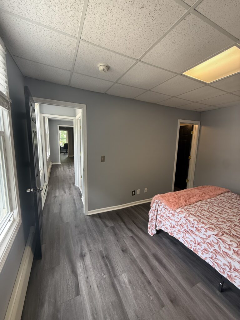 430 Columbus Ave Apt 4 photo 17