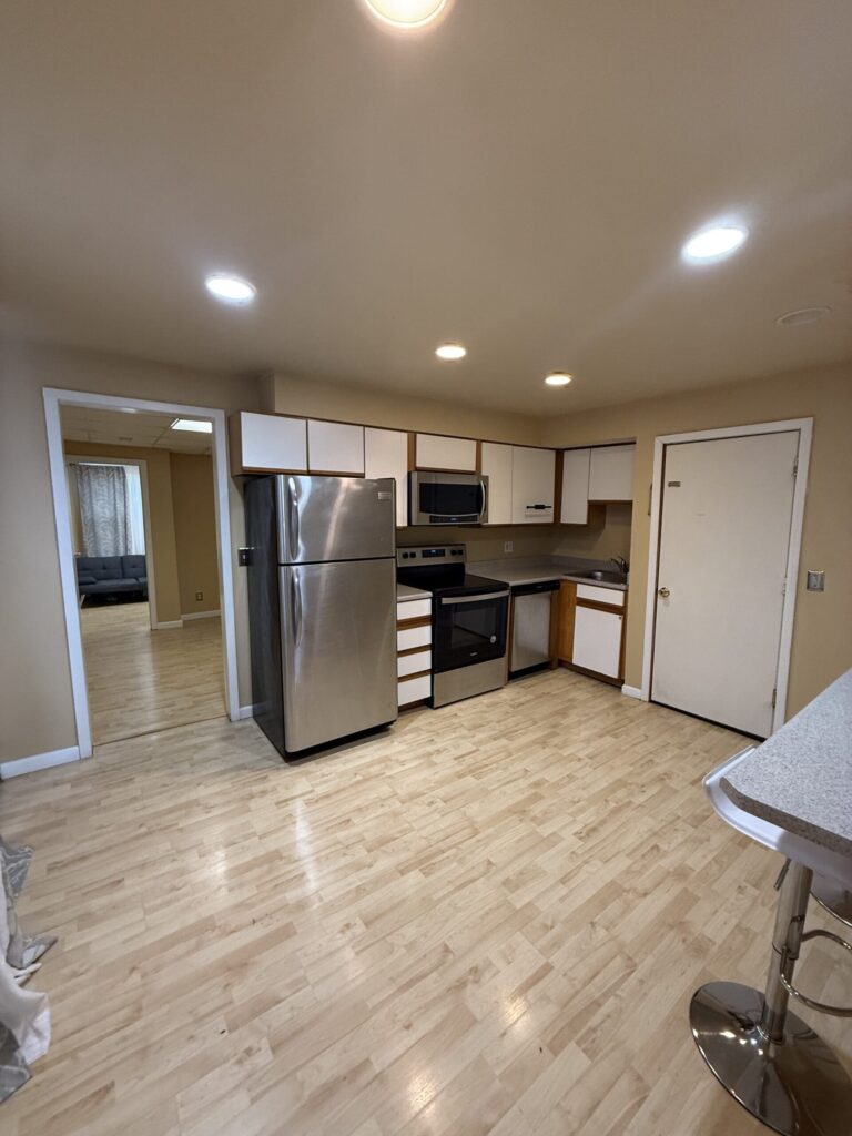 430 Columbus Ave Apt 6 photo 11