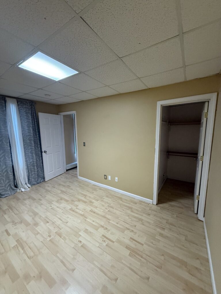 430 Columbus Ave Apt 4 photo 17