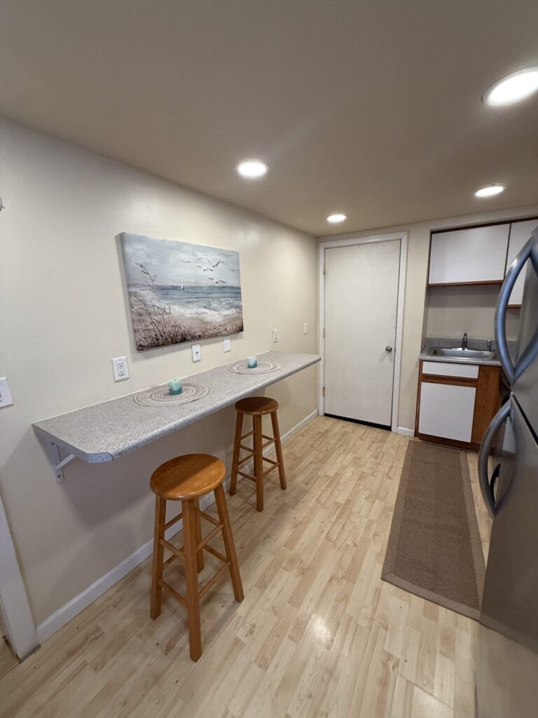 430 Columbus Ave Apt 1 photo 17
