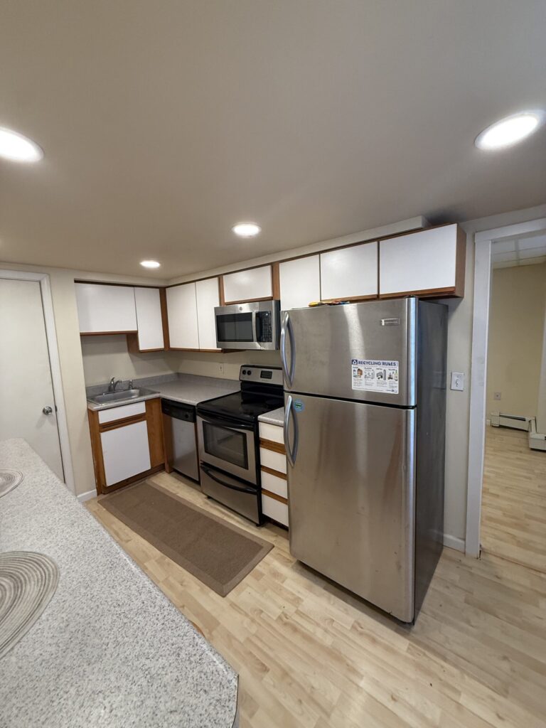 430 Columbus Ave Apt 3 photo 12